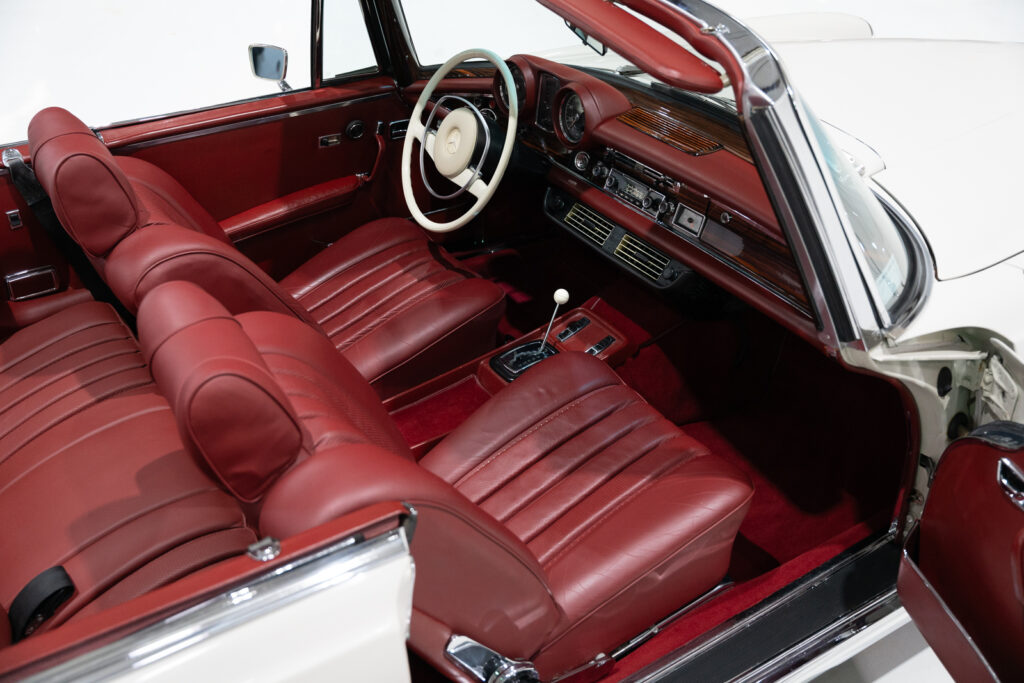 1969 Mercedes-Benz 280SE
