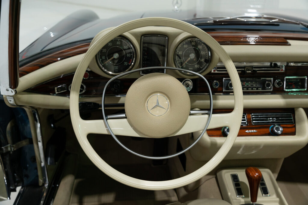 1971 Mercedes-Benz 280 SE