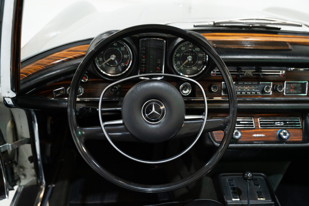 1971 Mercedes-Benz 280SE