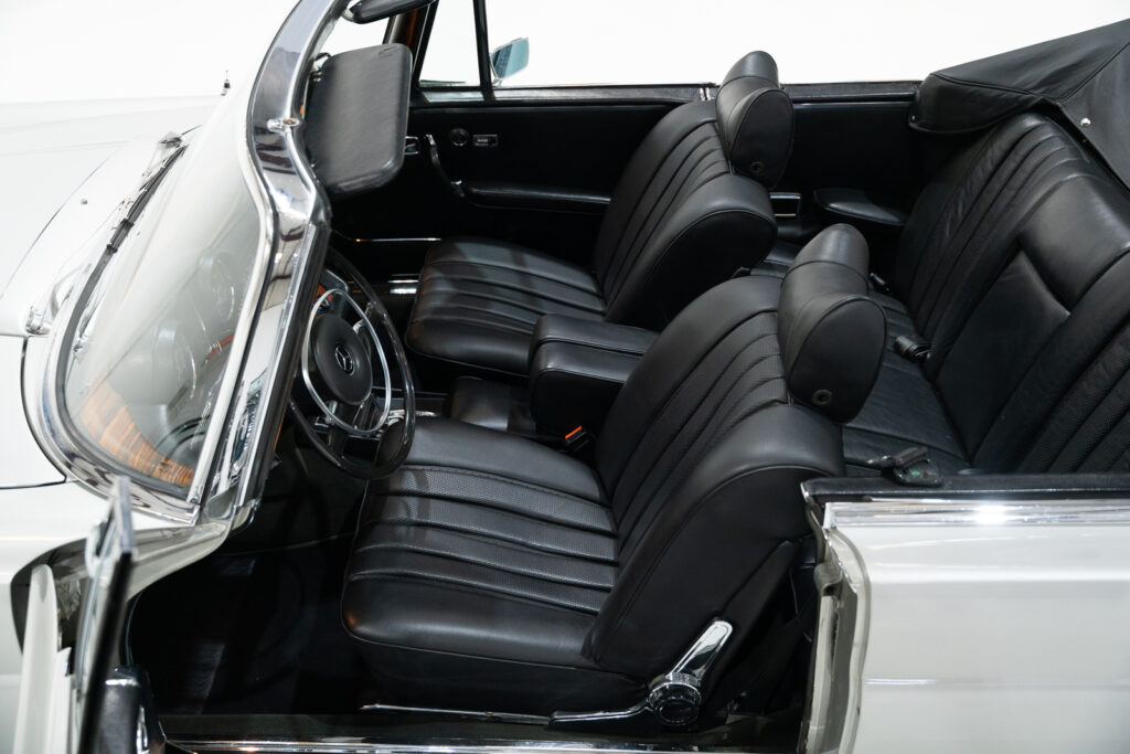 1971 Mercedes-Benz 280SE