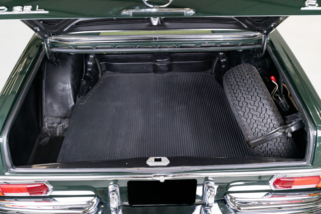 1971 Mercedes-Benz 300 SEL 6.3