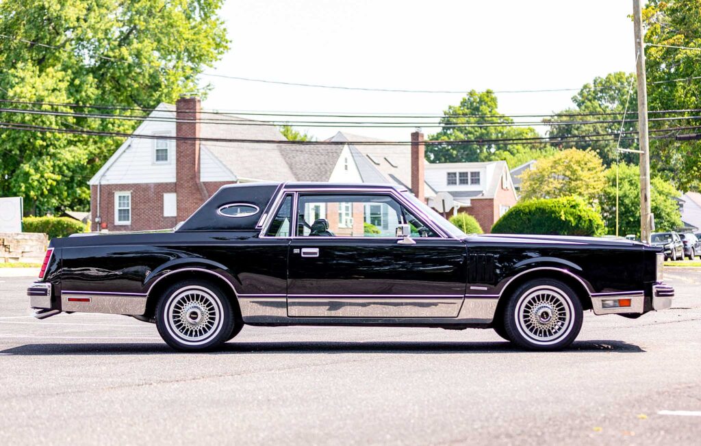 1983 Lincoln Continental Mark VI