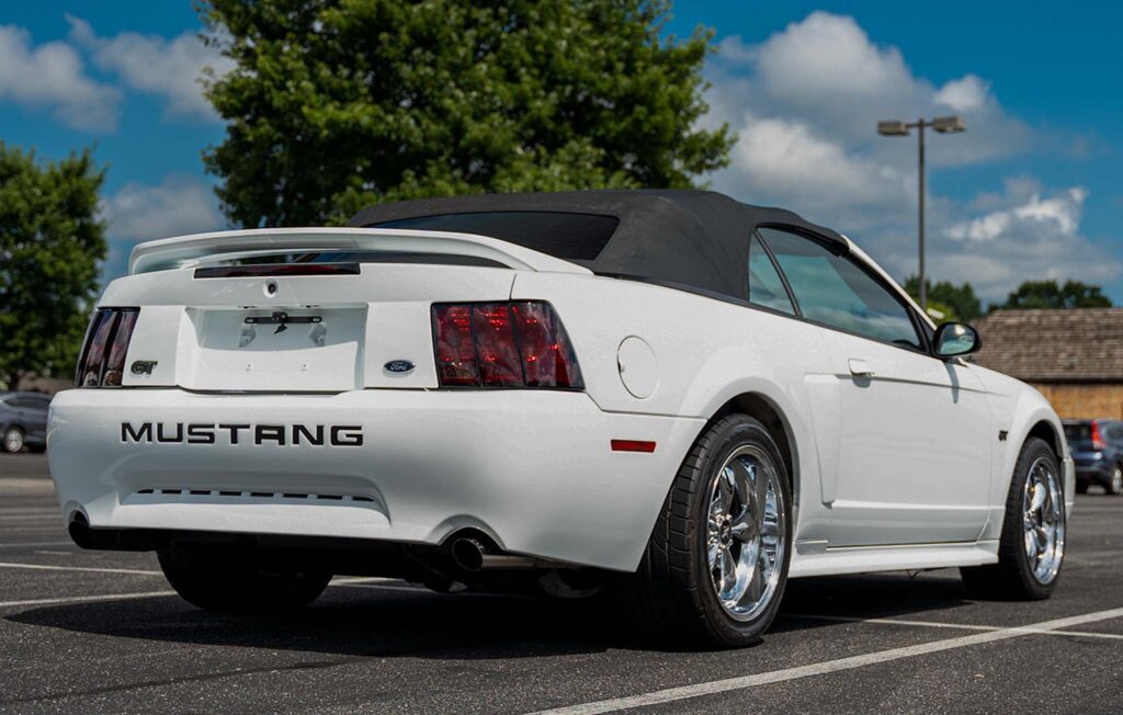 2000 Ford Mustang GT