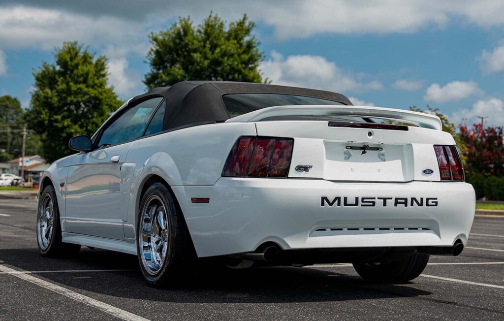 2000 Ford Mustang GT