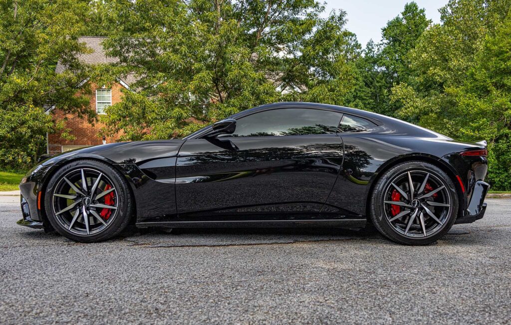 2020 Aston Martin Vantage