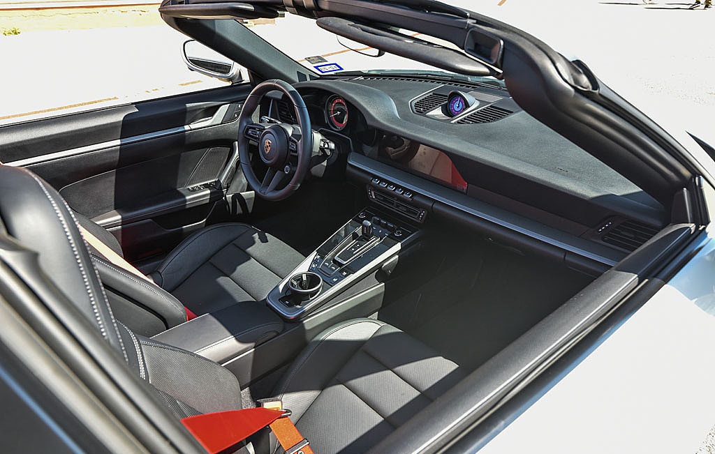 2022 Porsche 911 Targa 4S