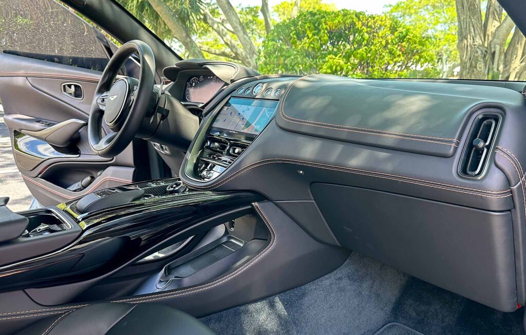 2023 Aston Martin DBX 707