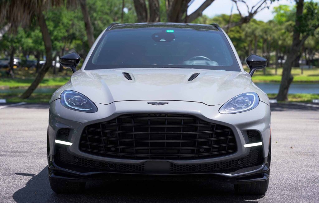 2023 Aston Martin DBX 707