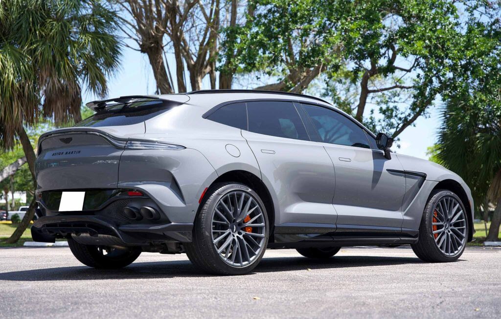 2023 Aston Martin DBX 707